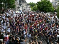 Turul Franţei feminin 2025: O spectatoare a murit în timpul etapei a doua. Ce s-a întâmplat