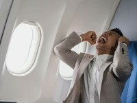 Un pilot le oferă pasagerilor cu frică de zbor sfaturi care îi pot liniști înainte de vacanță