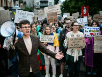 Ucraina va „corecta” legea anticorupţie criticată în stradă. Noi proteste au loc la Kiev: „Guvernul este poporul”