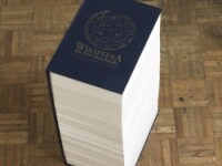 A printat aproape 3.000 de articolele aparute pe Wikipedia!
