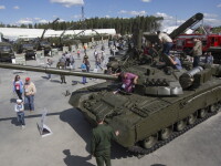 Vladimir Putin a inaugurat un Disneyland militar, unde tinerii vor putea conduce tancuri si se vor putea juca cu arme grele