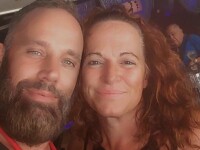 O femeie s-a căsătorit cu fratele său vitreg după o relație de 10 ani