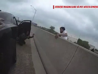 Un tânăr scapă cu viață, după ce cade de pe un pod.