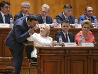 viorica dancila in parlament, nicolae badalau ii saruta mana