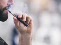 Primul oraș din SUA care interzice țigările electronice. Explicația