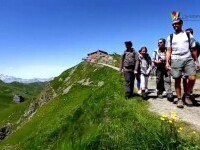 Taberele internaționale pentru elevi au fost reluate. Părinții plătesc în jur de 3.000 euro