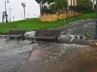 Faleza de lângă Cazinoul din Constanța s-a umplut de apă cu dejecții, după ce un canal a cedat (Video)