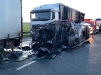 Accident grav, pe A1, la ieșirea din țară: O persoană a murit și 16 sunt rănite