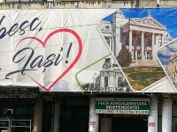 Primăria din Iași este acuzată că a făcut o gafă. Ce a apărut pe un banner din oraș