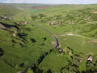 Trans-Salina, o nouă șosea în România. Drumul va salva două sate aproape complet depopulate: ”Acum e domnie”