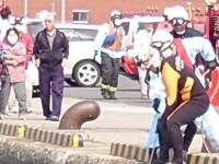 Au fost chemați să salveze o femeie de la înec. Ce era, de fapt, în apă