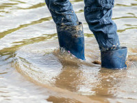 Atenționare hidrologică: Pericol de inundaţii în centrul ţării