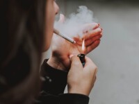 De ce unii oameni care fumează toată viața nu fac niciodată cancer pulmonar
