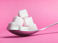 Avertismentul specialiștilor: Zahărul consumă calciul din sânge. Un singur tip de aliment dulce nu are efecte negative