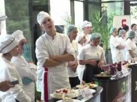 Concurs de gastronomie între liceeni, în Iași. Ce preparate au pregătit tinerii care vor să ajungă chefi