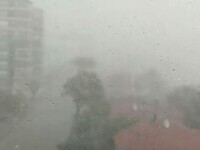 Furtună violentă la Ankara. A plouat în câteva ore cât în 4 luni. Un bărbat a fost găsit mort