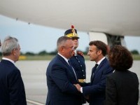 Emmanuel Macron a ajuns în România. Ce program are președintele Franței