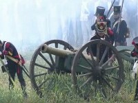 Bătălia de la Waterloo a fost repusă în scenă. Organizatorii au adus peste 100 de cai și 20 de tunuri