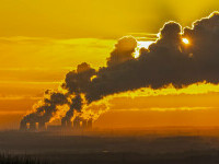 Polonia şi Ucraina cresc producţia celui mai poluant combustibil fosil, pentru iarnă. Măsura sporește criza climatică