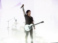 Solistul trupei Green Day renunţă la cetăţenia americană din cauza scandalului privind dreptul la avort