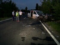 Plan roșu de intervenție în urma unui accident între un microbuz și o mașină în Dâmbovița. 12 oameni au ajuns la spital