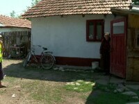 Doi tâlhari au intrat noaptea peste un cuplu de pensionari din Buzău. Bătrânul a dat nas în nas cu ei
