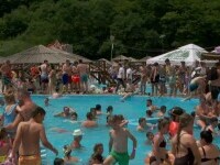turisti, piscina