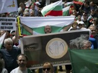 Proteste în Bulgaria împotriva adoptării monedei euro. Ce susține Guvernul de la Sofia în privința aderării