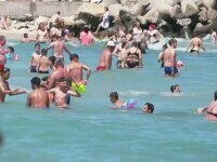 Peste 70.000 de români își petrec Rusaliile pe litoral. Ce prețuri sunt vara aceasta