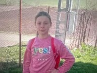 Fată de 12 ani din judeţul Vaslui, căutată după ce a plecat de acasă şi nu s-a mai întors