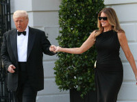 Donald și Melania Trump, huiduiți și aplaudați, în timp ce asistau la muzicalul Les Misérables