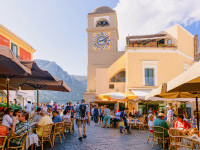 O celebră destinație turistică interzice promovările insistente adresate turiștilor. Ce riscă cei care încalcă regula