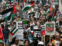 Zeci de mii de persoane au manifestat la Londra şi Berlin în susţinerea palestinienilor din Gaza