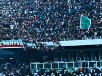 Momentul în care o balustradă cu suporteri se prăbușește pe un stadion din Algeria