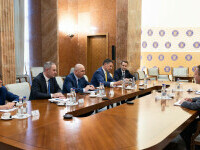 România așteaptă în august verdictul Fitch. Guvernul promite măsuri concrete pentru a evita retrogradarea ratingului de țară