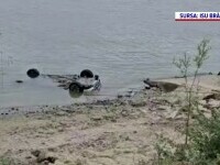 Mașină în Dunăre