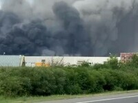 incendiu, depozit, autostrada