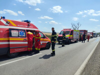 Accident între două microbuze şi un autoturism, în Bihor. Planul Roşu de Intervenţie a fost activat