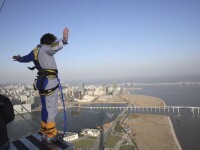 Bungee jumping