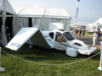 Fa o tura virtuala cu prima masina zburatoare din lume!