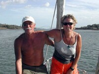 IMAGINI CUTREMURATOARE: A trebuit sa calc prin sangele sotului meu