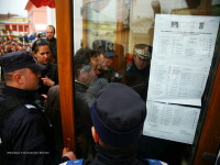 Jandarmii au intervenit in fata profesorilor la Buzau