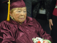 Absolventa de liceu la... 99 de ani!