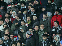 Clujul a scos batistele! Fanii clujeni au arborat pagina speciala din ProSport