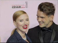 Scarlett Johansson si sotul - stiri