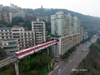 un tren trece prin bloc in China, getty