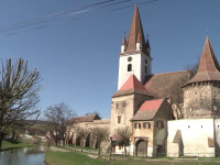 Vacante de Paste cu buget redus la bisericile fortificate din Transilvania. Cat costa o noapte de cazare la casa parohiala
