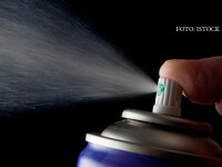 deodorant spray