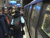 De ce este tot mai aglomerat metroul din Bucureşti. Situaţia se va agrava