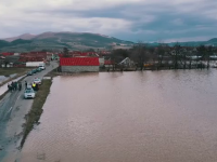 300 de oameni evacuați în Covasna după inundații. Mulți au refuzat să plece din case